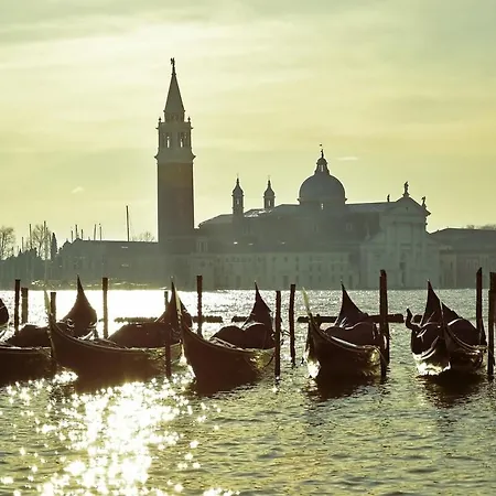 Apartmán Ca' - 5 Min To Rialto Bridge *