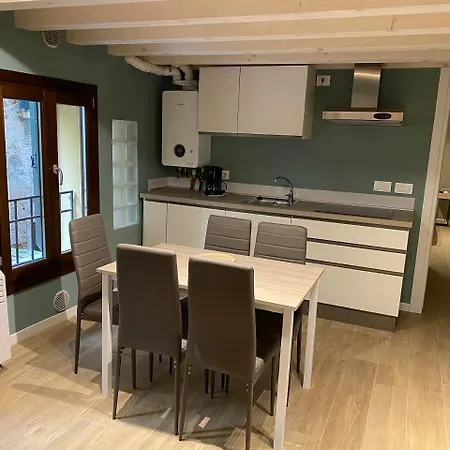 Ca' - 5 Min To Rialto Bridge Apartamento