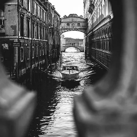 Daire Ca' - 5 Min To Rialto Bridge *