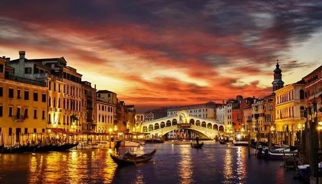 Apartment Ca' - 5 Min To Rialto Bridge Venice