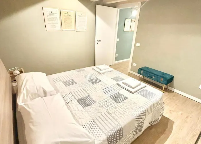 Ca' - 5 Min To Rialto Bridge Apartment *